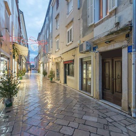 Studios & Apartments Porto Zadar Eksteriør billede